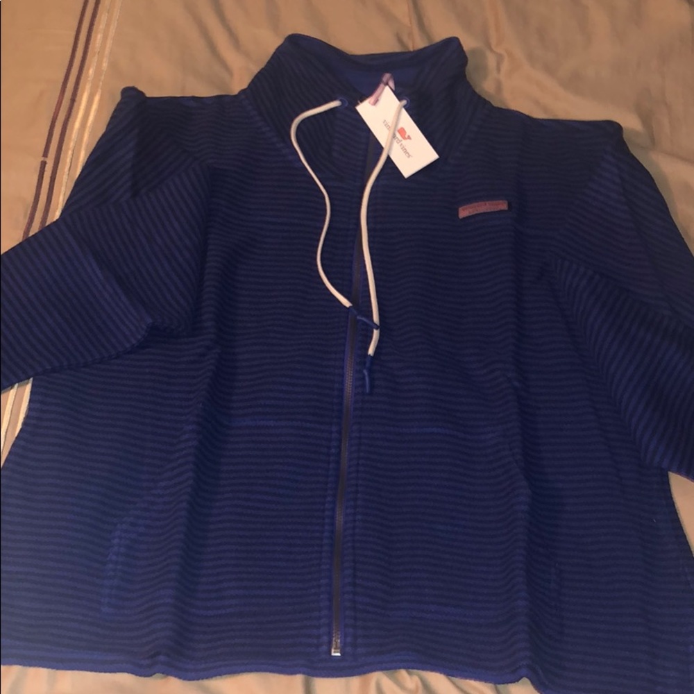 Vineyard vines sweater